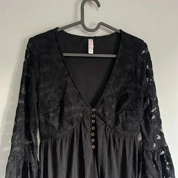 Black Lace Bell Sleeve Dress, boho black dress size small - Picture 3 of 5
